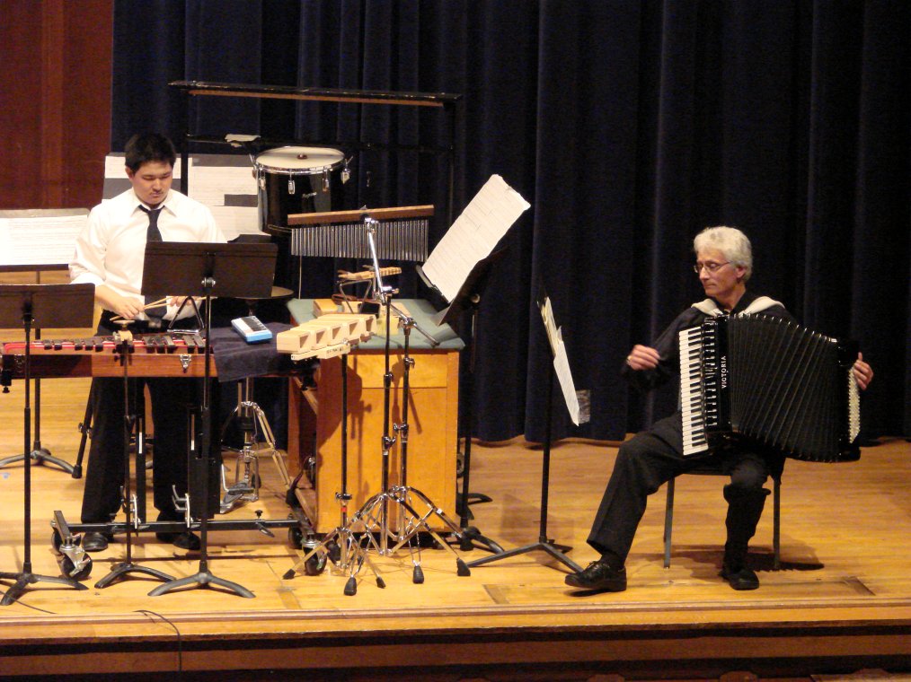 Henry Doktorski in recital in Bloomington, Indiana