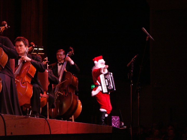 Santa plays with symphony